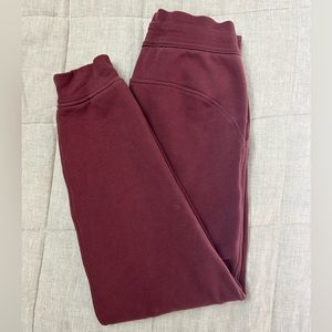 Lululemon Scuba Highrise Jogger